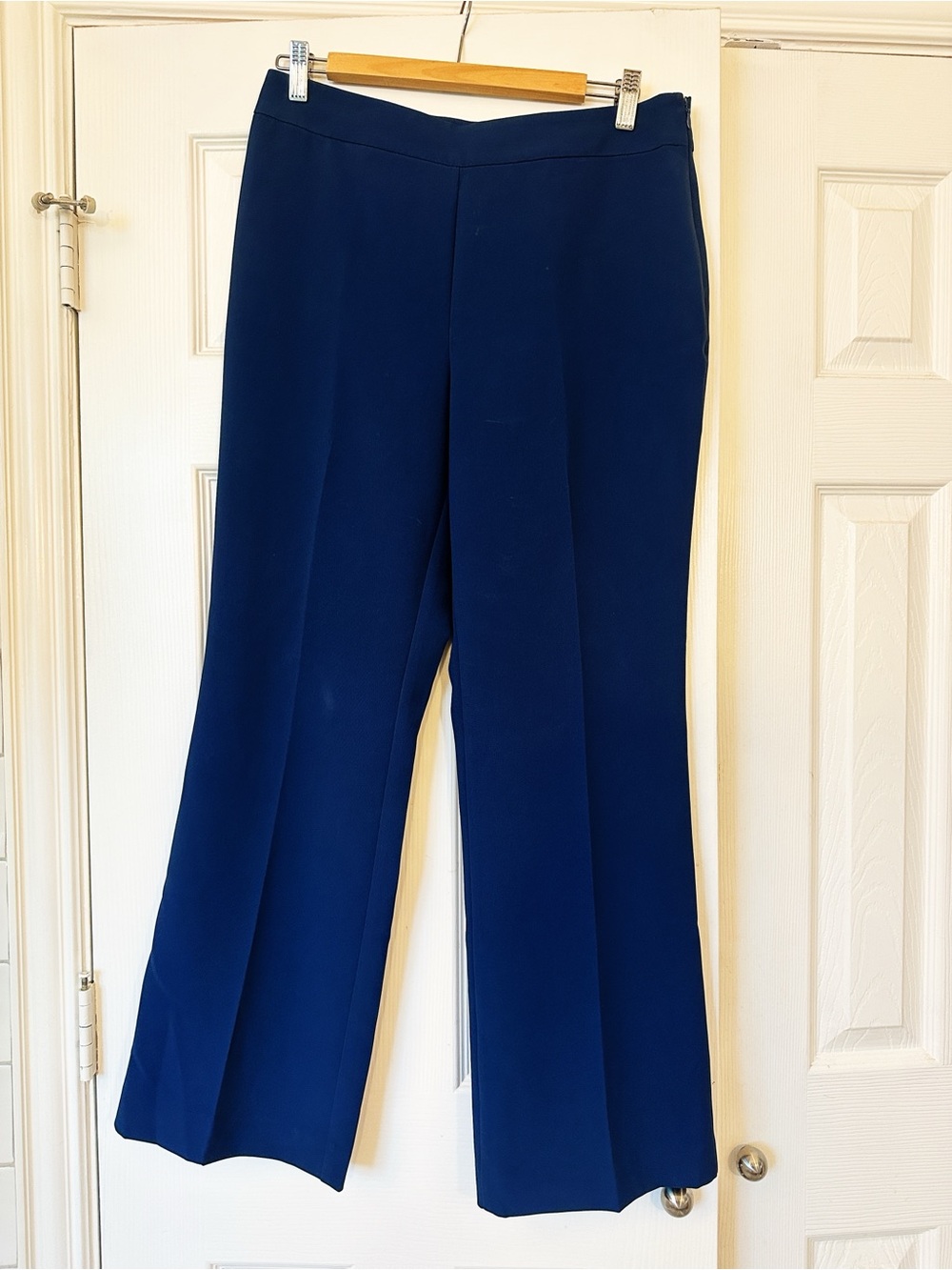 Ann Taylor side zip pant in fluid crepe